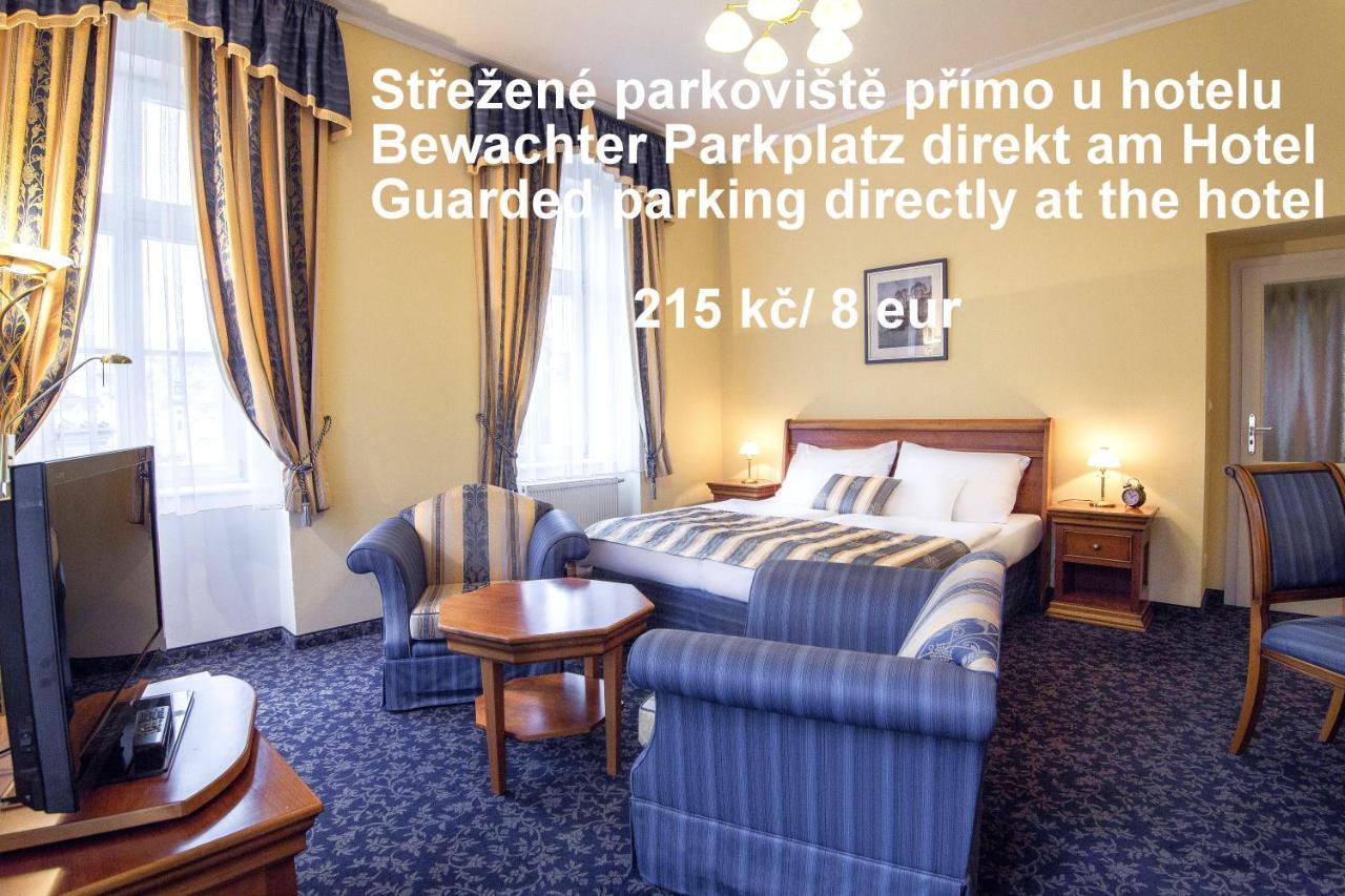 Ontario Hotel